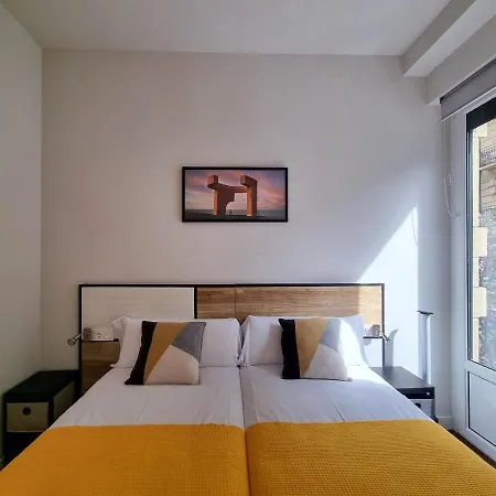 Chillida Larramendi - Iberorent * Saint-Sébastien