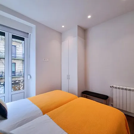 Chillida Larramendi - Iberorent Appartement