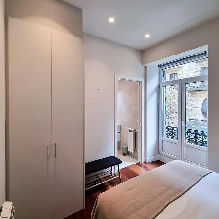 Chillida Larramendi - Iberorent *